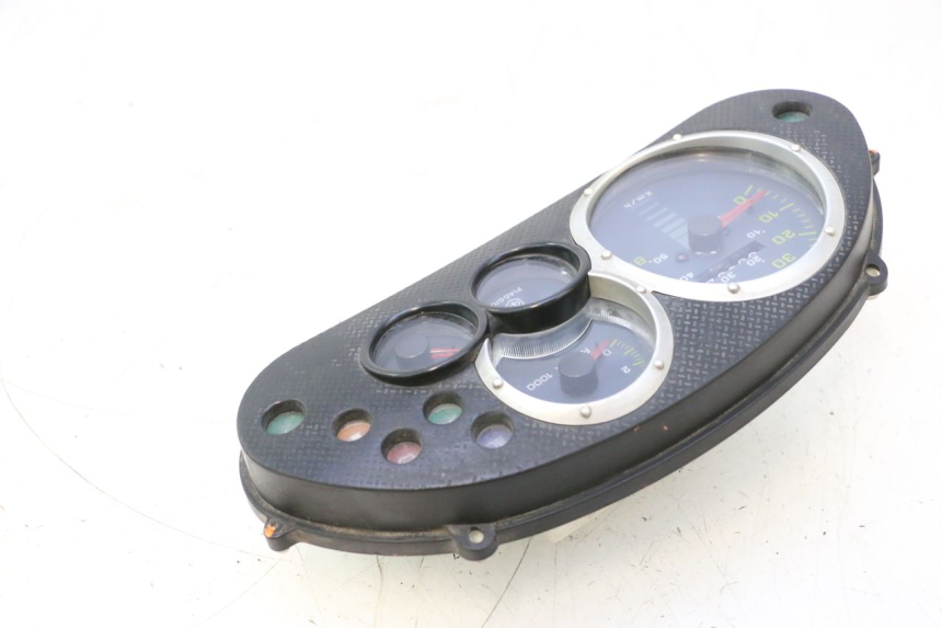 photo de TELLERSTAND PIAGGIO TYPHOON 50 (2000 - 2009) - Markeringen en referenties