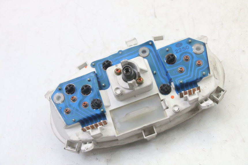 photo de TELLERSTAND SUZUKI UH BURGMAN 125 (2002 - 2006) - Overzicht