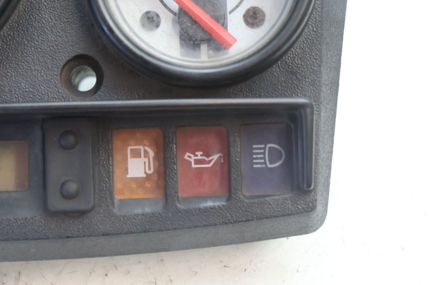 photo de TELLERSTAND PIAGGIO VESPA S 2T 50 (2007 - 2014) - Bevestigingspunten