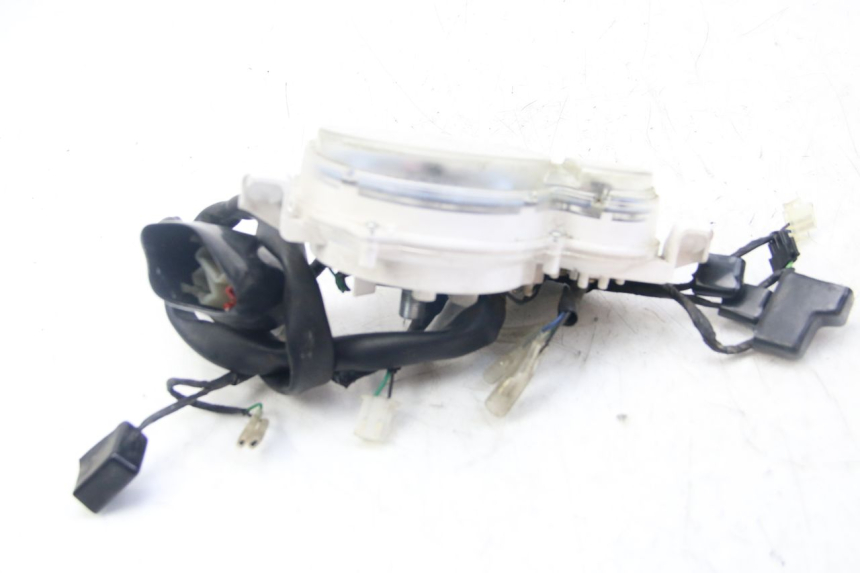 photo de TELLERSTAND HONDA VISION NSC R 50 (2013 - 2015) - Andere kijkhoek