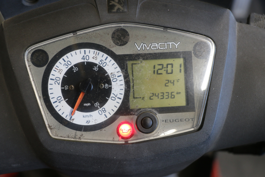 photo de TELLERSTAND PEUGEOT VIVACITY NEW 2T 50 (2008 - 2017) - Zoom op gebruiksstaat