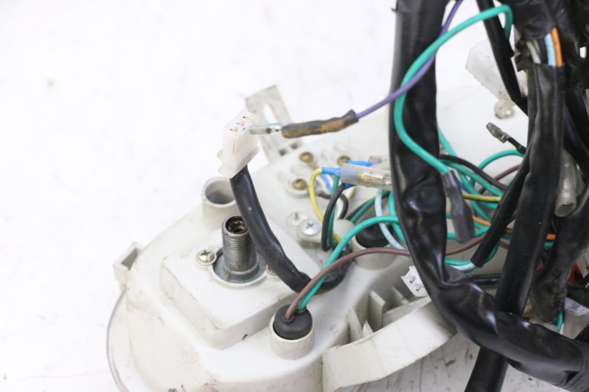 photo de TELLERSTANDMETER VONROAD YIBEN 125 (2006 - 2010) - Bevestigingspunten