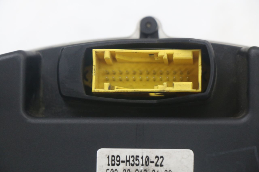 photo de TELLERSTAND YAMAHA XMAX X-MAX 125 (2006 - 2009) - Kenmerkende details