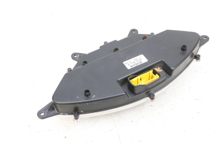 photo de TELLERSTAND YAMAHA XMAX X-MAX 125 (2006 - 2009) - Andere kijkhoek