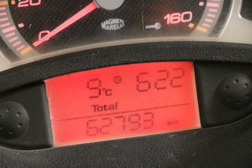 photo de TELLERSTAND YAMAHA XMAX X-MAX 125 (2006 - 2009) - Technische close-up