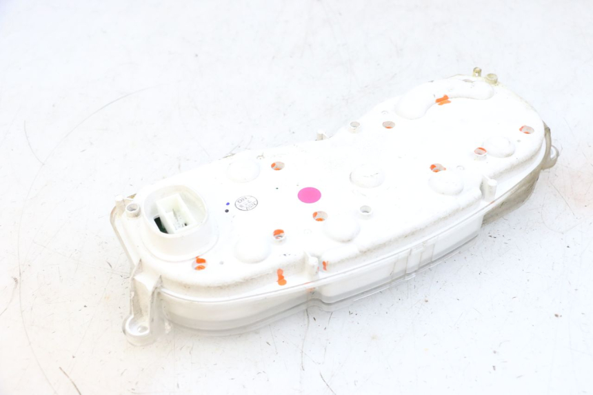 photo de TELLERSTAND YAMAHA X-MAX XMAX 125 (2010 - 2013) - Markeringen en referenties