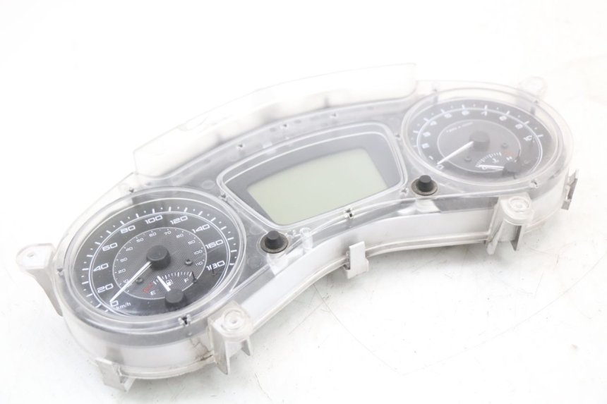 photo de TELLERSTAND PIAGGIO X10 125 (2012 - 2017) - Overzicht