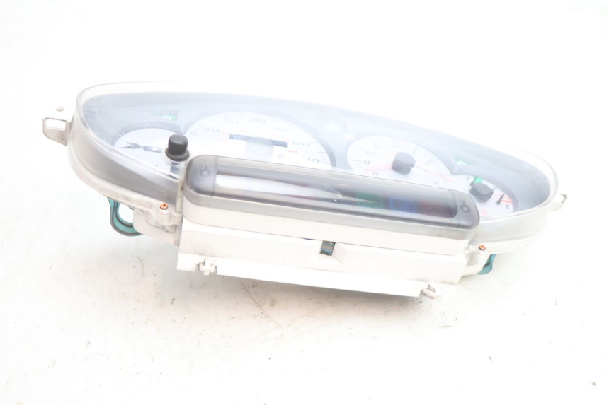 photo de TELER PIAGGIO X8 STREET 125 (2006 - 2007) - Bevestigingspunten