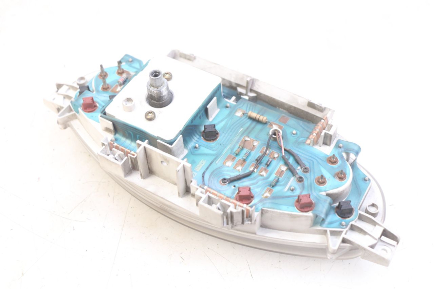 photo de TELLERSTAND PIAGGIO X8 125 (2004 - 2007) - Zoom op gebruiksstaat