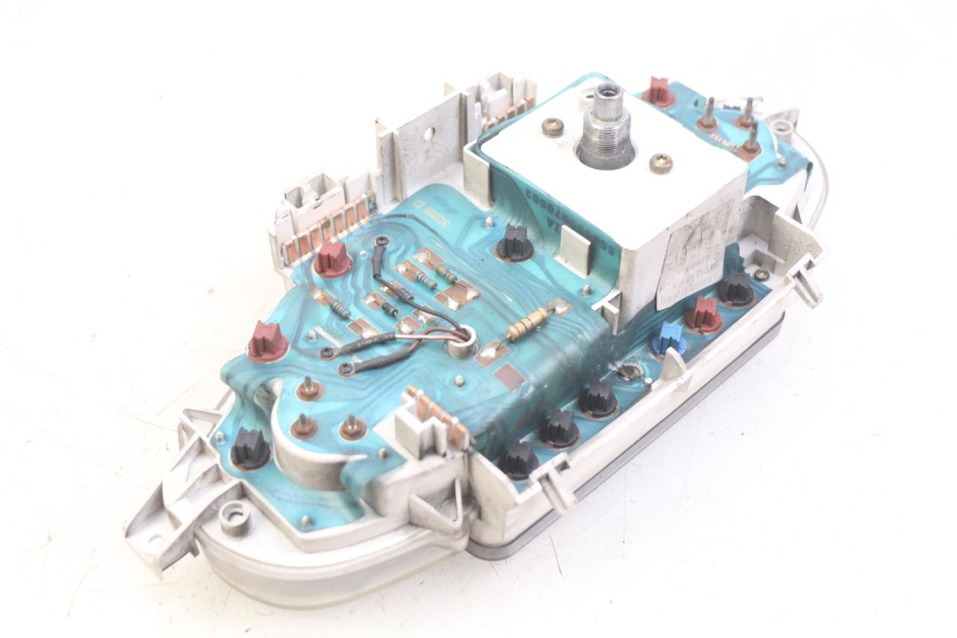 photo de TELLERSTAND PIAGGIO X8 125 (2004 - 2007) - Andere kijkhoek