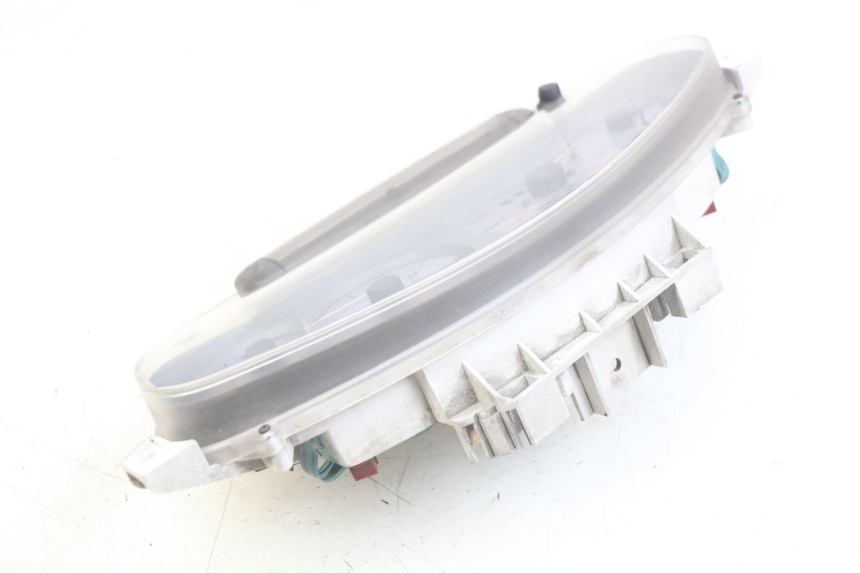 photo de TELLERSTAND PIAGGIO X8 125 (2004 - 2007) - Bevestigingspunten