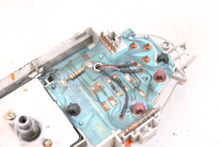 photo de TELLERSTAND PIAGGIO X8 125 (2004 - 2007) - Zoom op gebruiksstaat