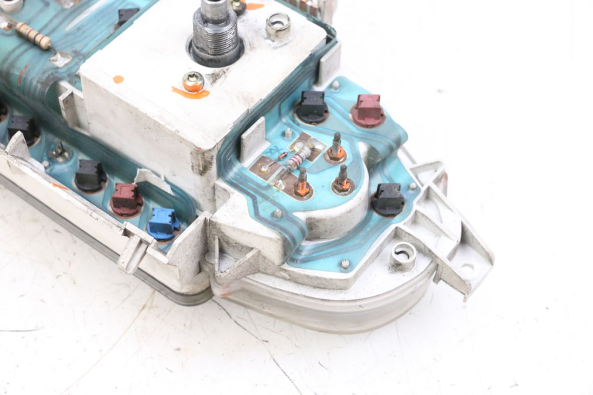 photo de TELLERSTAND PIAGGIO X8 125 (2004 - 2007) - Technische close-up