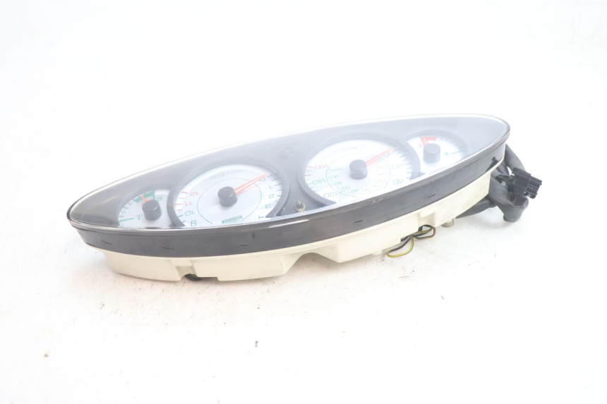 photo de TELLERSTAND PIAGGIO X9 EVOLUTION 125 (2003 - 2007) - Bevestigingspunten
