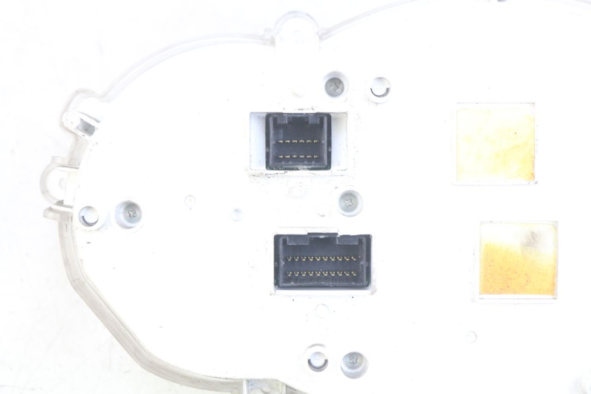 photo de TELLERSTAND PIAGGIO XEVO - X EVO 125 (2007 - 2017) - Markeringen en referenties