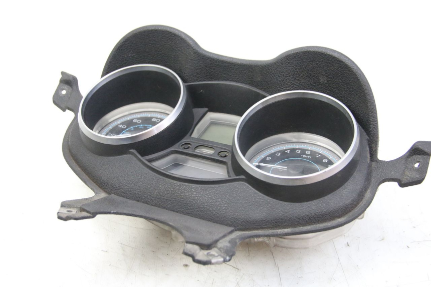 photo de TELLERSTAND PIAGGIO XEVO - X EVO 125 (2007 - 2017) - Bevestigingspunten