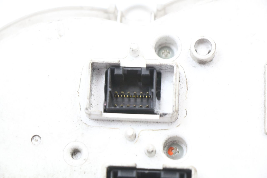 photo de TELLERSTAND PIAGGIO XEVO - X EVO 125 (2007 - 2017) - Staat van het oppervlak