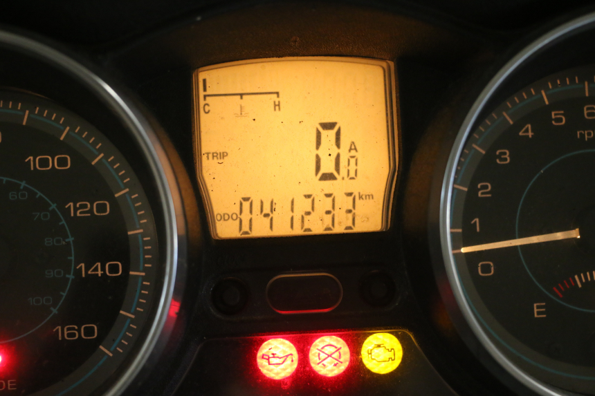 photo de TELLERSTAND PIAGGIO XEVO - X EVO 125 (2007 - 2017) - Zoom op gebruiksstaat