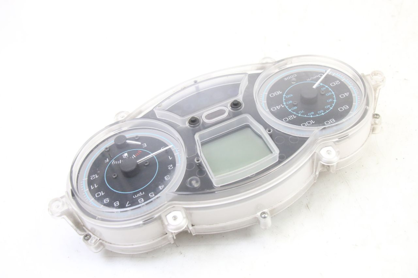 photo de TELLERSTAND PIAGGIO XEVO - X EVO 125 (2007 - 2017) - Staat van het oppervlak