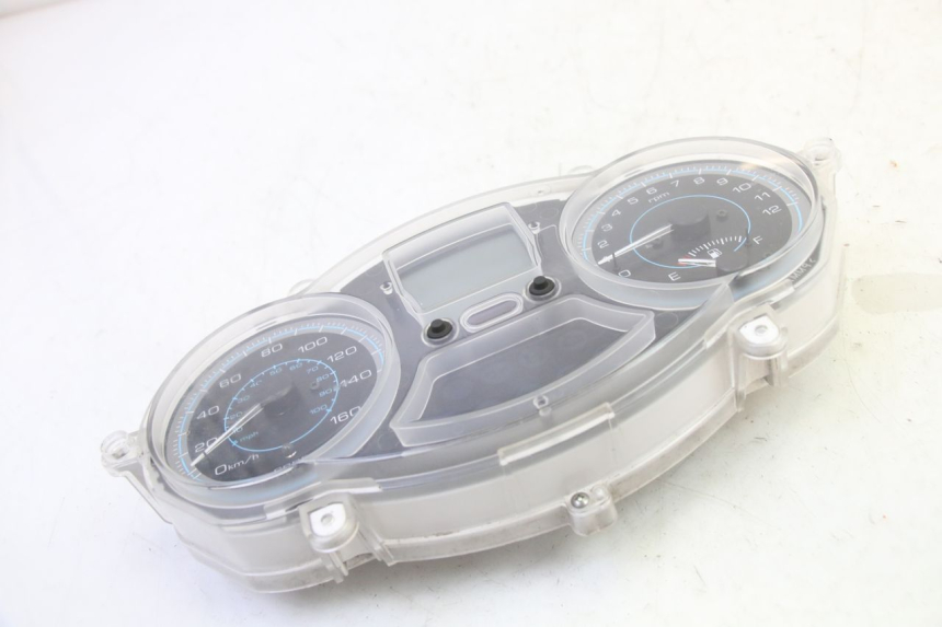 photo de TELLERSTAND PIAGGIO XEVO - X EVO 125 (2007 - 2017) - Overzicht