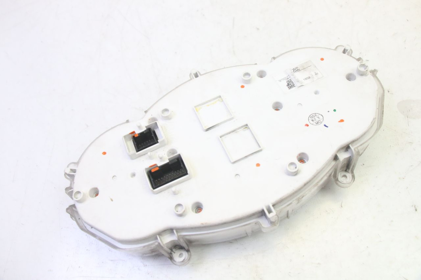 photo de TELLERSTAND PIAGGIO XEVO - X EVO 125 (2007 - 2017) - Markeringen en referenties