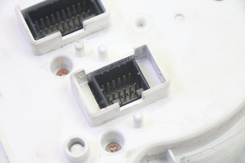 photo de TELLERSTAND PIAGGIO XEVO - X EVO 125 (2007 - 2017) - Zoom op componenten