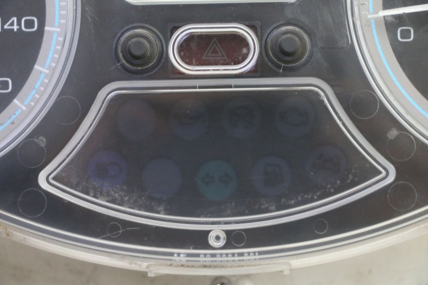 photo de TELLERSTAND PIAGGIO XEVO - X EVO 125 (2007 - 2017) - Overzicht