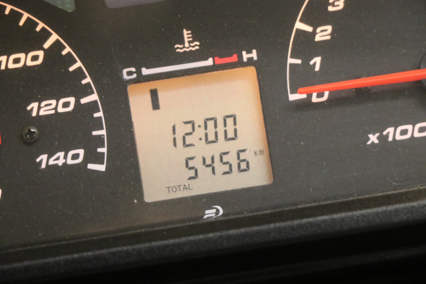 photo de TELLERSTAND HONDA XLV VARADERO 125 (2000 - 2006) - Detailaanzicht