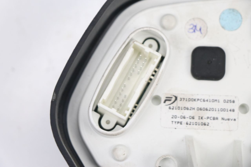 photo de TELLERSTAND HONDA XLV VARADERO 125 (2000 - 2006) - Overzicht