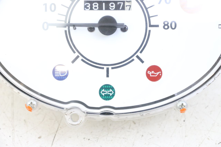 photo de TELLERSTAND YAMAHA NEO'S NEOS 2T EASY 50 (2013 - 2016) - Bevestigingspunten