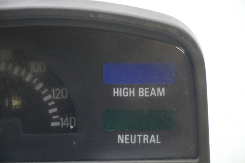 photo de TELLERSTAND YAMAHA SR 125 (1982 - 2003) - Zoom op gebruiksstaat