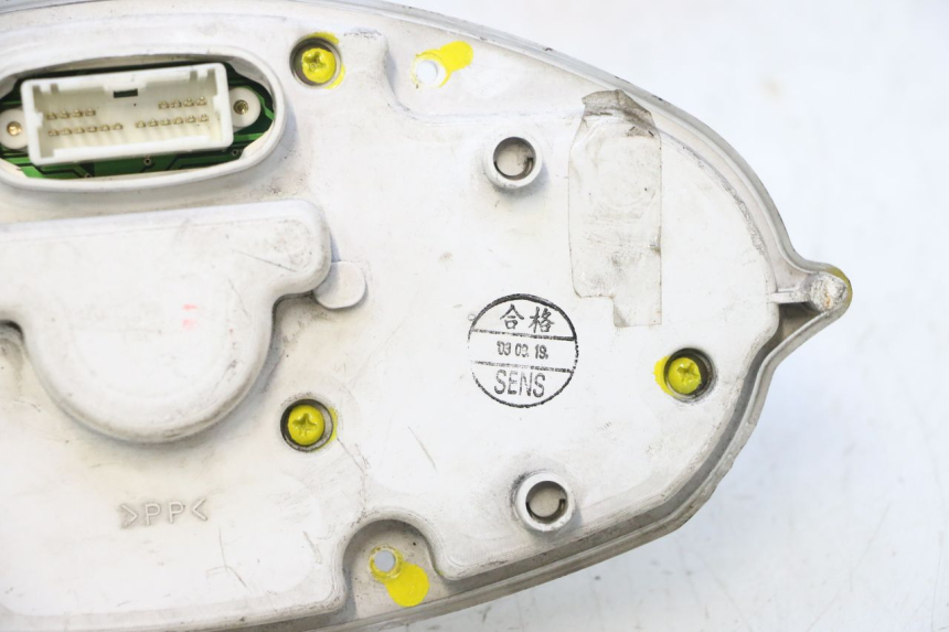 photo de TELLERSTAND YAMAHA YP MAJESTY 125 (2002 - 2006) - Staat van het oppervlak