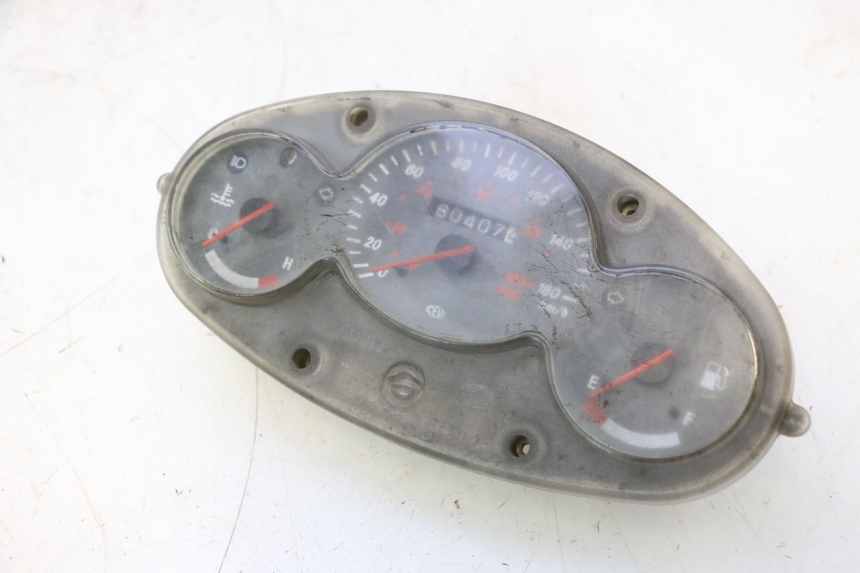 photo de TELLERSTAND YAMAHA YP MAJESTY 125 (1998 - 2001) - Hoofdaanzicht
