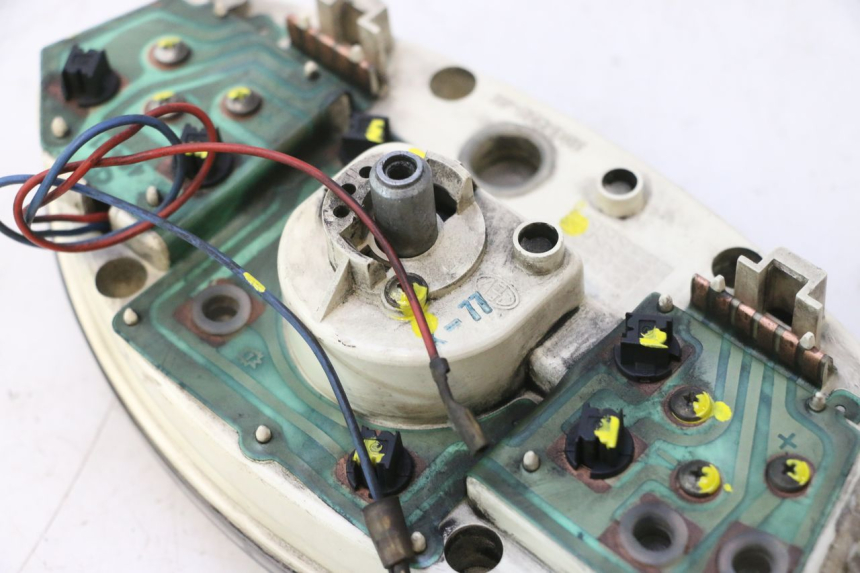 photo de TELLERSTAND YAMAHA YP MAJESTY 125 (1998 - 2001) - Zoom op gebruiksstaat