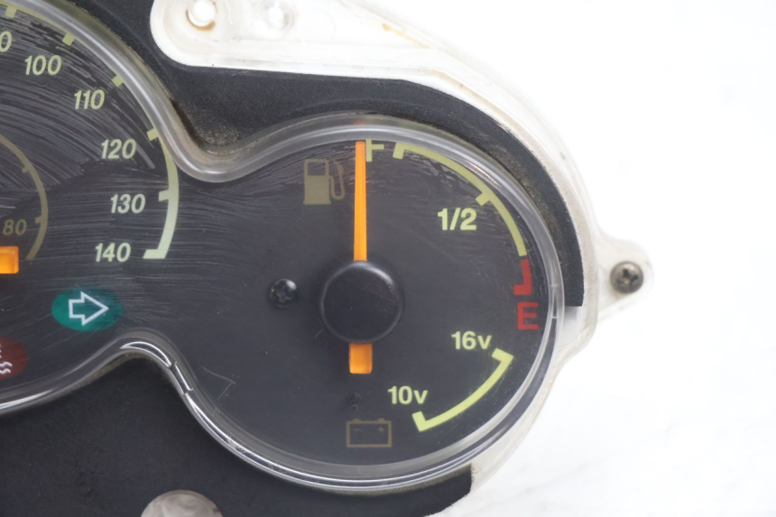 photo de TELLERSTAND YAMAHA YP MAJESTY 125 (2002 - 2006) - Andere kijkhoek