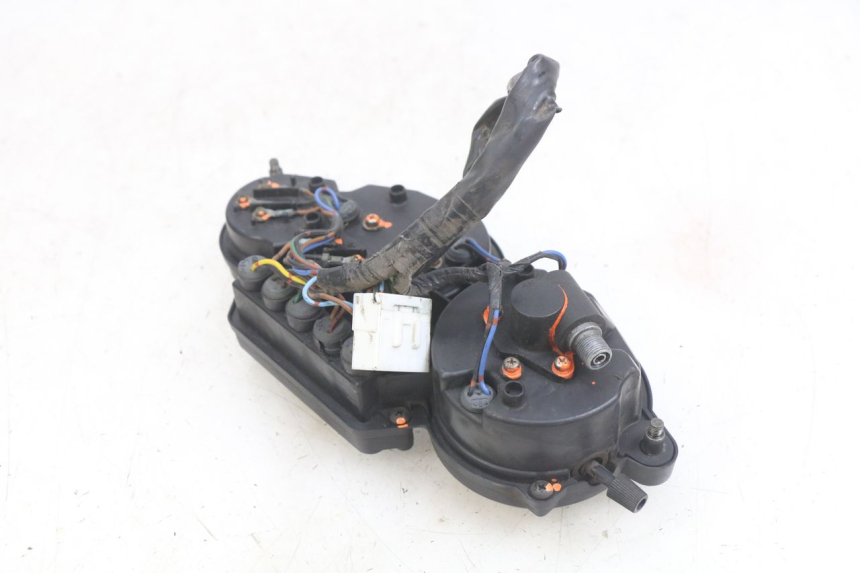 photo de TELLERSTAND YAMAHA YZF R THUNDERCAT 600 (1996 - 2003) - Bevestigingspunten