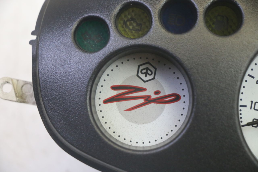 photo de TELLERSTAND PIAGGIO ZIP 4T 50 (2018 - 2020) - Detail van het onderdeel