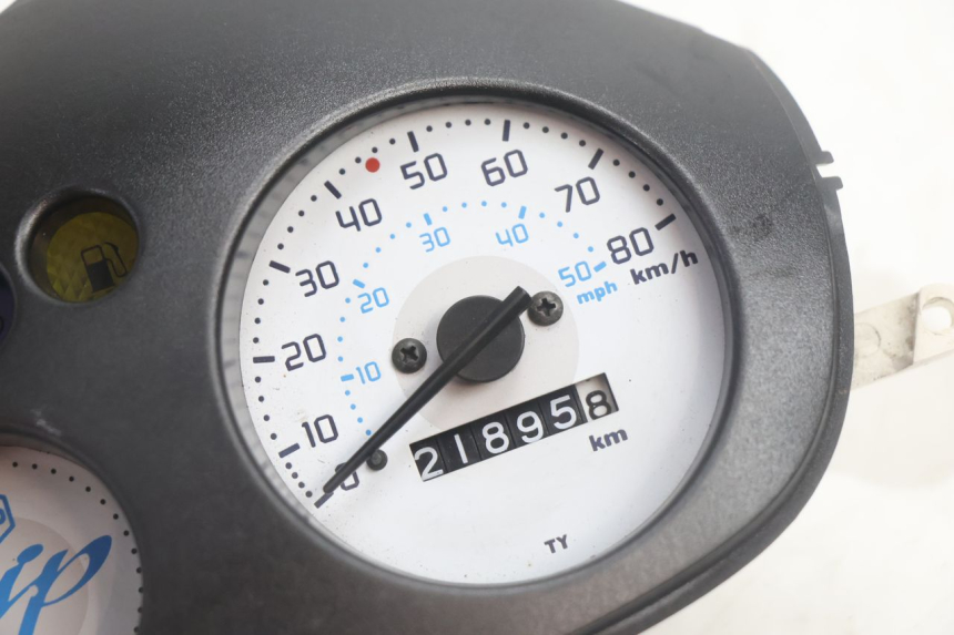 photo de TELLERSTAND PIAGGIO ZIP 4T 50 (2006 - 2017) - Andere kijkhoek