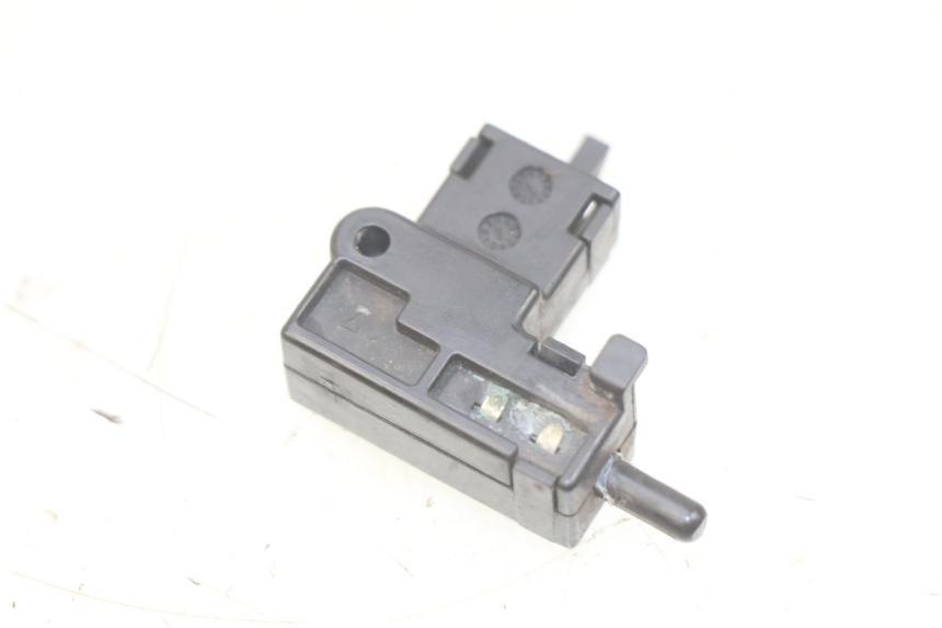 photo de KOPPELINGSCONTACTSCHAKELAAR YAMAHA MT ABS 125 (2014 - 2018) - Zoom op gebruiksstaat