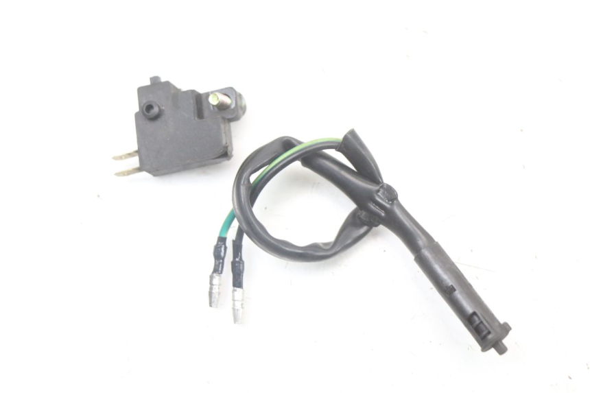 photo de STOPLICHTSCHAKELAAR KYMCO AGILITY 4T 50 (2005 - 2018) - Detail van het onderdeel