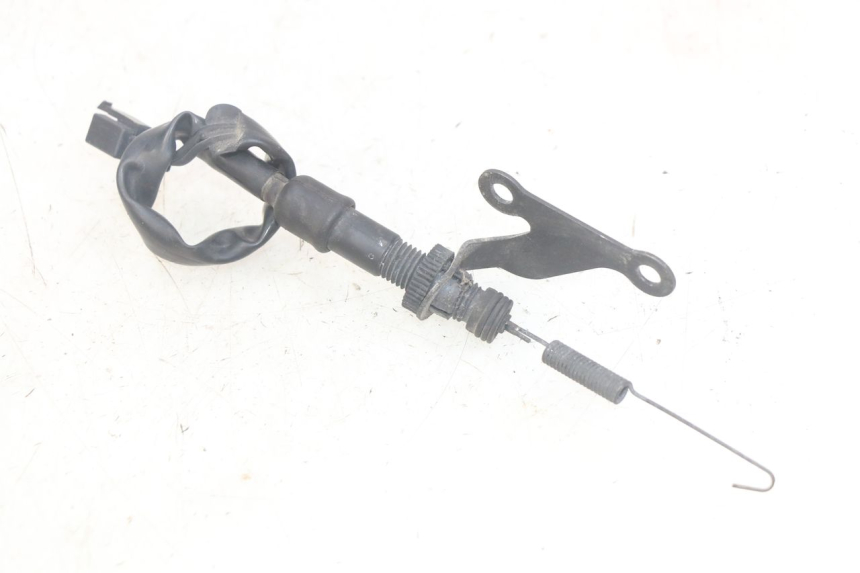 photo de ACHTERREMLICHTSCHAKELAAR HONDA CBR F SC25 1000 (1989 - 1992) - Detail van het onderdeel