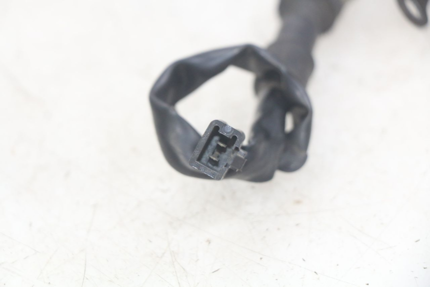 photo de ACHTERREMLICHTSCHAKELAAR HONDA CBR F SC25 1000 (1989 - 1992) - Zoom op gebruiksstaat