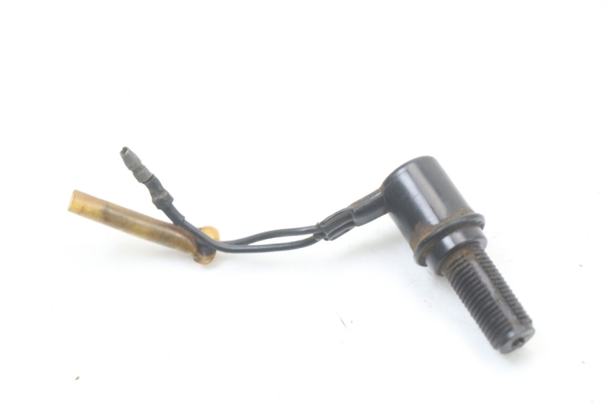 photo de ACHTERREMLICHTSCHAKELAAR YAMAHA DTLC 125 (1982 - 1987) - Detail van het onderdeel