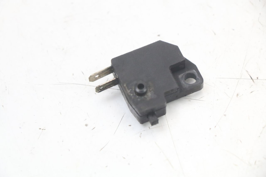 photo de ACHTERREMLICHTSCHAKELAAR EBROH BRAVO GLE 1 (2020 - 2024) - Detail van het onderdeel