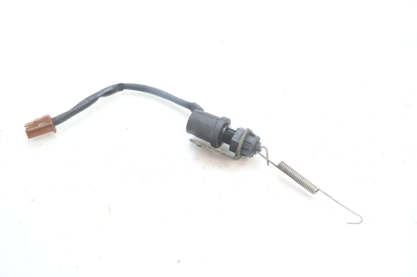 photo de ACHTERREMLICHTSCHAKELAAR YAMAHA FJR 1300 (2001 - 2005) - Detail van het onderdeel