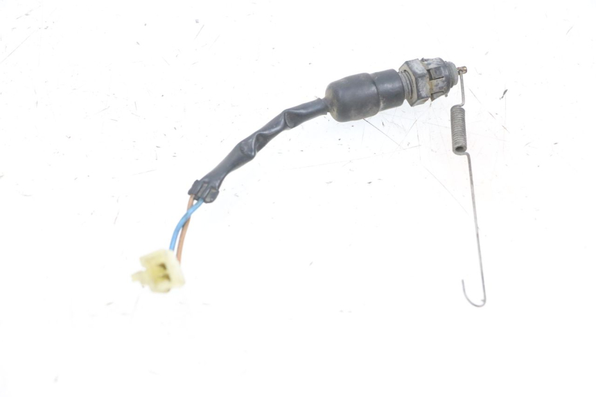 photo de ACHTERREMLICHTSCHAKELAAR KAWASAKI GPX R WARBIRD 600 (1988 - 1993) - Zoom op gebruiksstaat