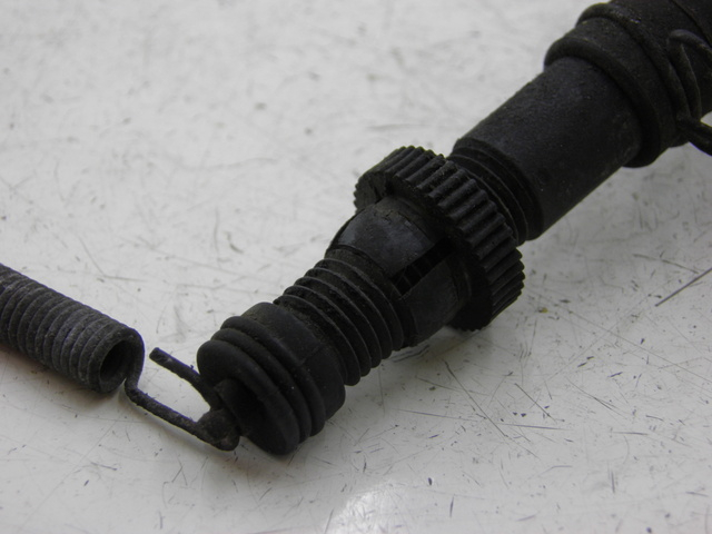 photo de ACHTERREMLICHTSCHAKELAAR HONDA VT C SHADOW 125 (1999 - 2007) - Detail van het onderdeel