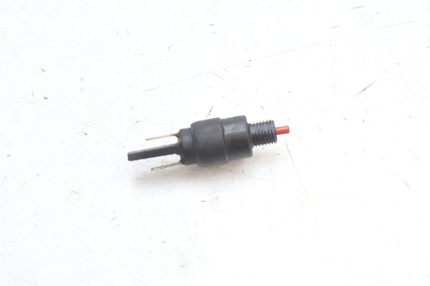 photo de ACHTERREMLICHTSCHAKELAAR PIAGGIO MP3 500 (2016 - 2018) - Detail van het onderdeel
