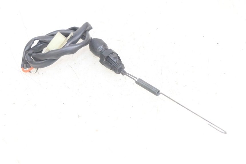 photo de ACHTERREMLICHTSCHAKELAAR SUZUKI SV N 650 (1999 - 2002) - Hoofdaanzicht