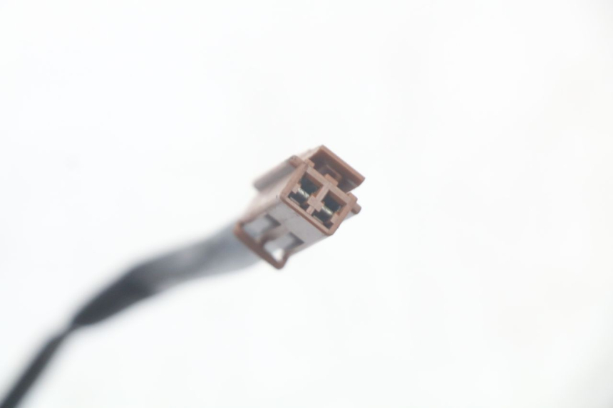 photo de ACHTERREMLICHTSCHAKELAAR YAMAHA TDM ABS 900 (2002 - 2014) - Andere kijkhoek
